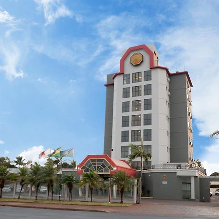 Carlton Plaza Hotel Uberlandia Exterior photo