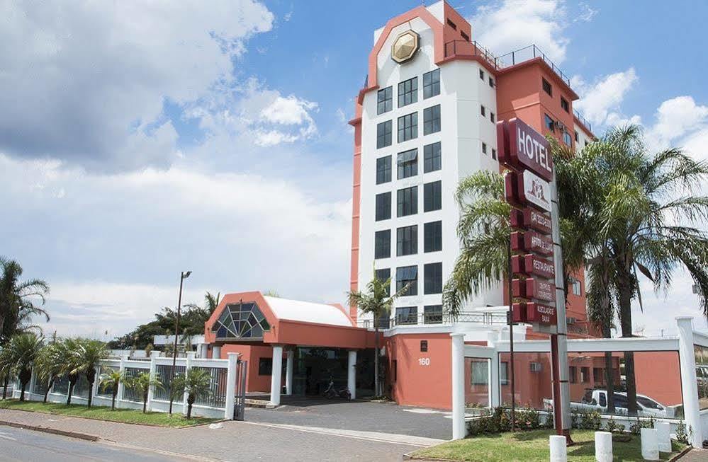 Carlton Plaza Hotel Uberlandia Exterior photo